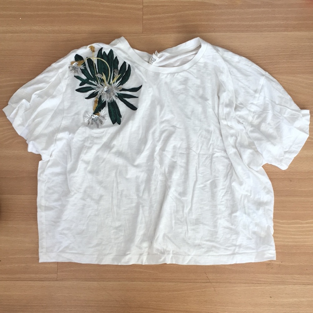 Anna Glover h&m tropical sequin beaded tee medium